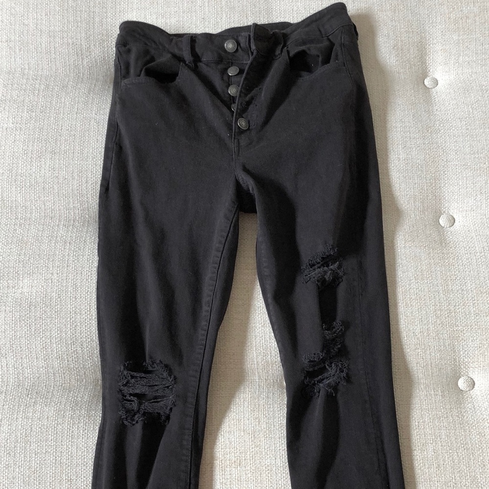 BLACK AMERICAN EAGLE RIPPED SUPER HI RISE JEGGINGS